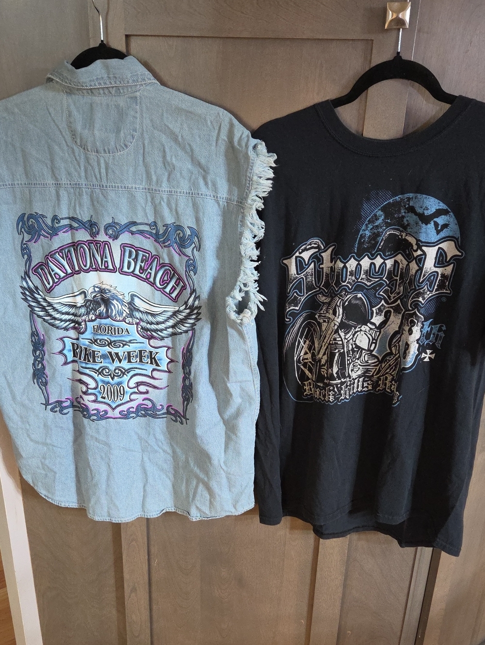 Gildan Light Blue Denim Sleeveless Daytona Beach Bike Week Graphic Shirt